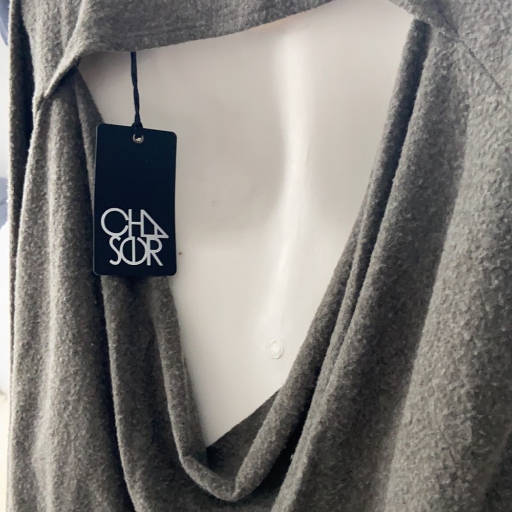 Chaser - Picture 3 of 4